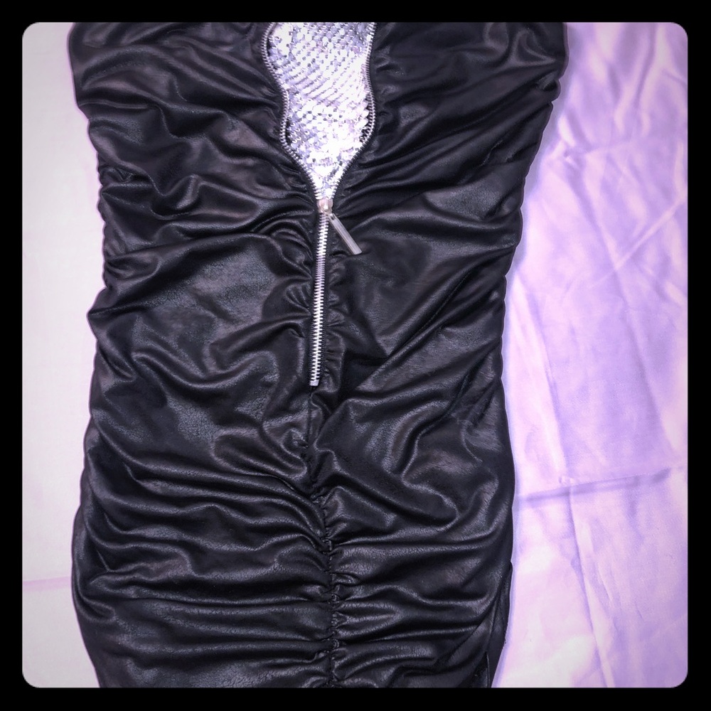 Strapless fitted blouse